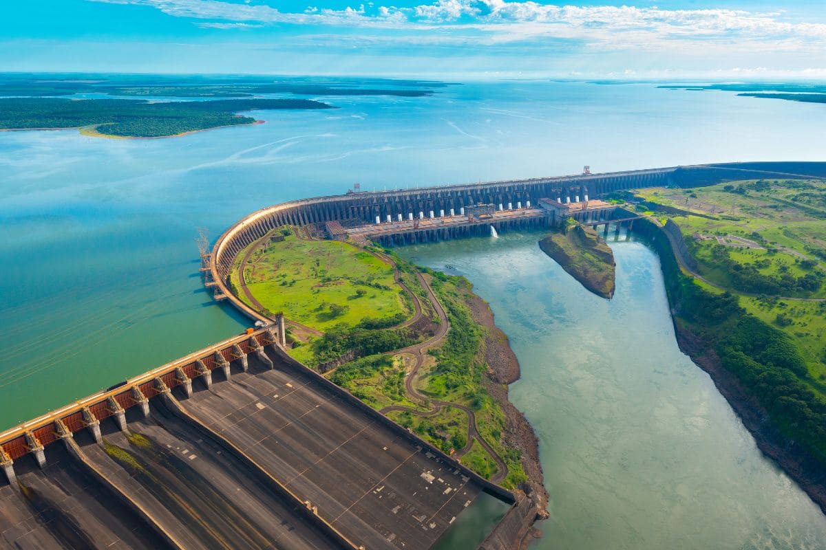 Acordo entre Brasil e Paraguai sobre Itaipu: Um marco para o setor elétrico